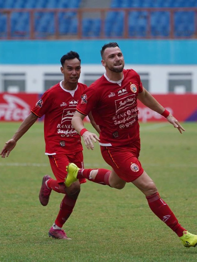 Selebrasi pemain Persija Jakarta usai mencetak gol ke gawang Borneo FC. Foto: Dok. Media Persija Jakarta