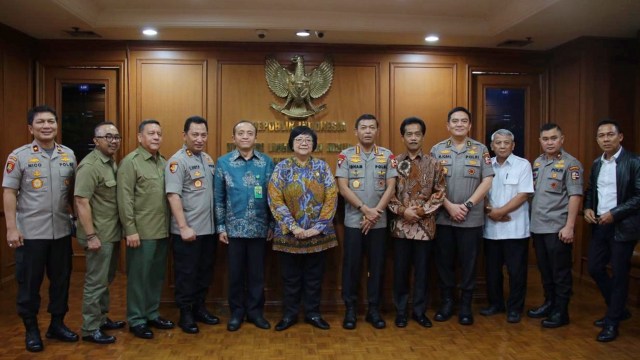 Idham Azis bertemu Menteri LHK Siti Nurbaya Bakar