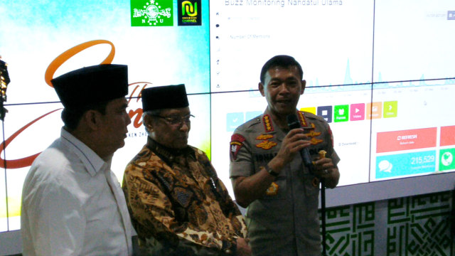 Kapolri Jendral Pol Idham Azis bersama Ketua PBNU Said Aqil Siradj di PBNU, Jakarta Pusat, Selasa (12/11). Foto: Fachrul Irwinsyah/kumparan