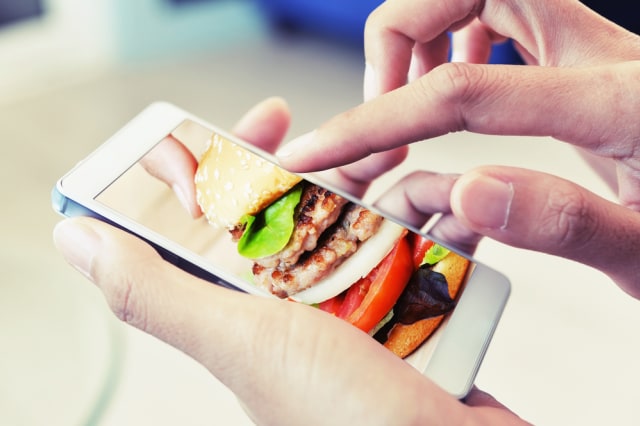Ada Deadline Kerjaan? Pesan Makanan Online Kini Lebih Mudah dan Nyaman