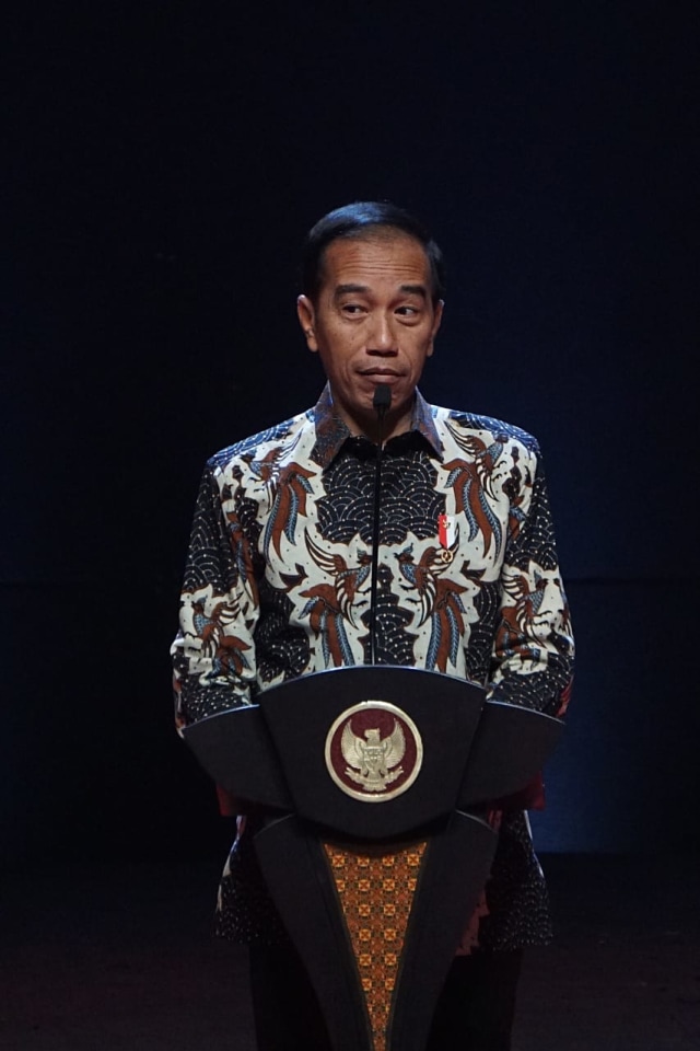 Presiden Joko Widodo memberi sambutan di acara Rakornas Pemerintah Pusat dan Forkopimda tahun 2019 di Sentul, Jawa Barat, Rabu (13/11). Foto: Fanny Kusumawardhani/kumparan