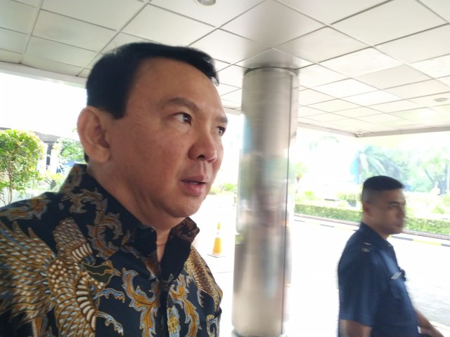 Basuki Tjahaja Purnama alias Ahok datangi Kantor Menteri BUMN. Foto: Elsa Toruan/kumparan