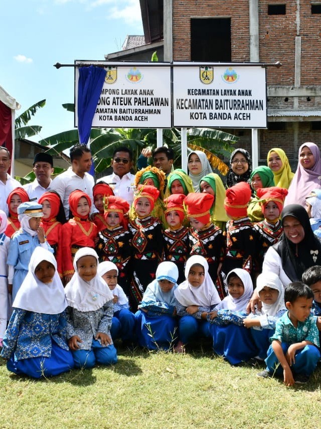 Pencanangan Gampong Ateuk Pahlawan sebagai gampong layak anak. Foto: Humas Banda Aceh