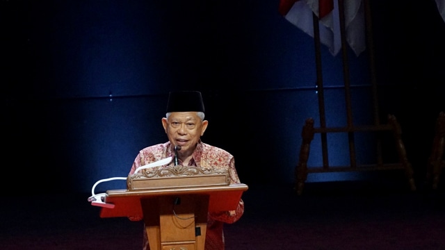 Wakil Presiden Ma'ruf Amin di Rakornas Indonesia Maju di Sentul, Jawa Barat, Rabu (13/11).
 Foto: Fanny Kusumawardhai/kumparan