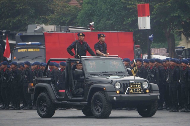 Tito, Puan, dan Kapolri Hadiri Peringatan HUT ke-74 Korps Brimob (440373)