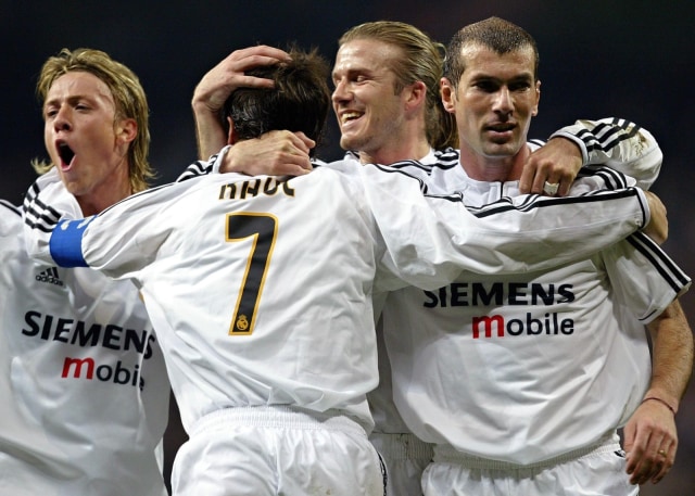 Guti (paling kiri) bersama Raul, David Beckham, dan Zinedine Zidane. Foto: AFP/Javier Soriano