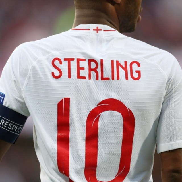 Raheem Sterling mendapatkan ban kapten Timnas Inggris. Foto: Carl Recine/Reuters