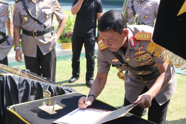 Idham Aziz: Pimpinan Polri Banyak Lahir dari Polda Sulteng (132587)