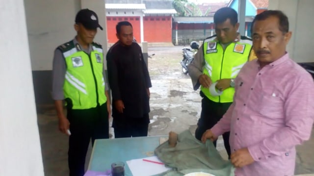 Warga Brebes Temukan Granat Nanas Berusia Puluhan Tahun (1237294)