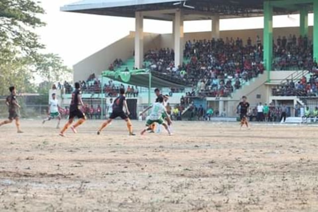 Stadion Trisanja Tidak Layak , Persekat Pindah Homebase ke Kota Tegal