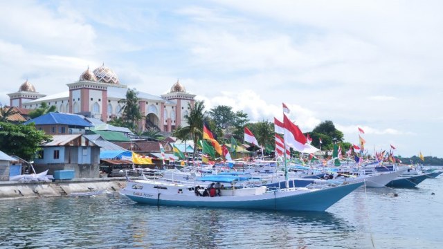 Bisa Sebagai Kartu Atm Nelayan Di Majene Diimbau Miliki Kartu Kusuka Kumparan Com