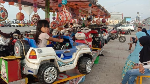 Odong-odong Mamuju 2.jpg