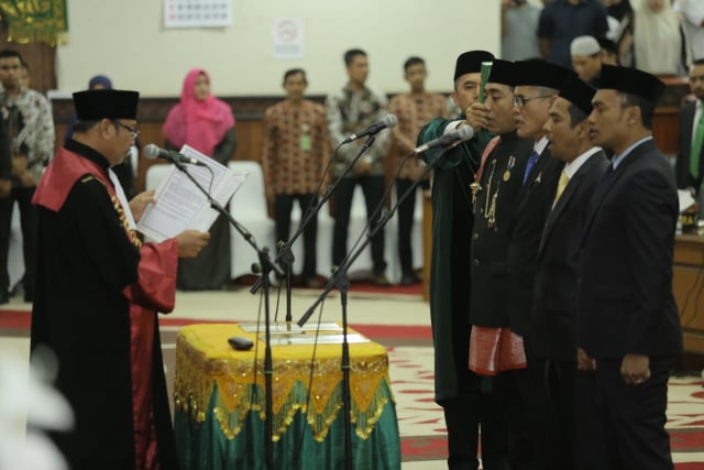 Pimpinan Definitif, Ketua DPR Aceh Dijabat Politisi Partai Lokal (10639)