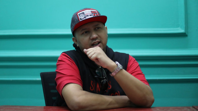 5 Berita Populer: Setpres Bantah Arie Untung; Hotma Sitompul vs Hotman Paris (102675)
