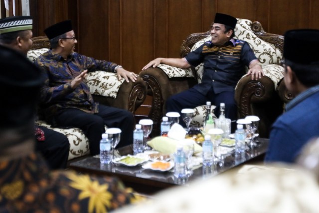 Saweu Gampong Bertemu Ulama Menag Fachrul Razi Tiba di Aceh.jpeg