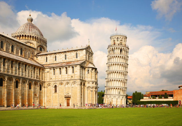Menara Pisa, Italia. Foto: Shutter Stock