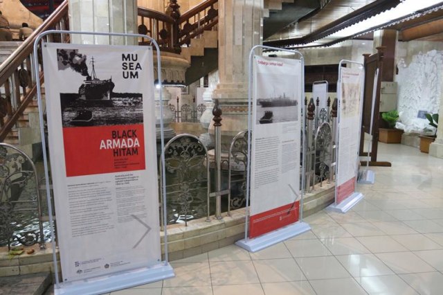 Pameran foto dan dokumentasi peristiwa 'Black Armada' di Museum Badjra Sandhi, Renon (IST)