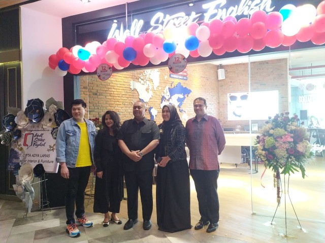 Wall Street English Buka Kelas di Surabaya (12726)