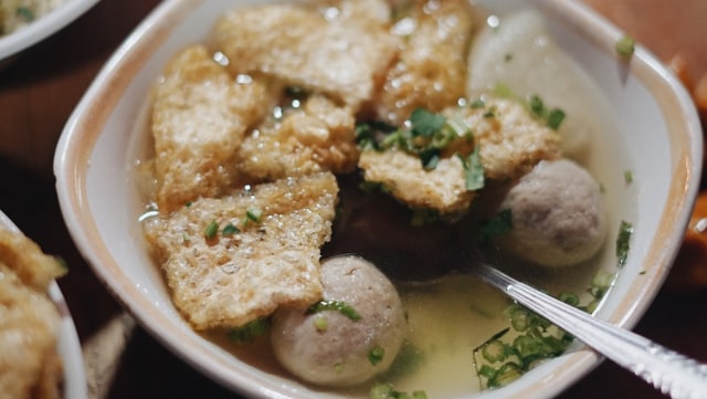Nikmatnya Menyatap 8 Kuliner Lezat di Jalan Cibadak, Bandung (772)