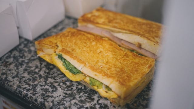 Nikmatnya Menyatap 8 Kuliner Lezat di Jalan Cibadak, Bandung (783)