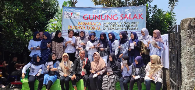 Mahasiswa Unindra Luncurkan Buku "Negeri Hancur Akibat Korupsi" (640)