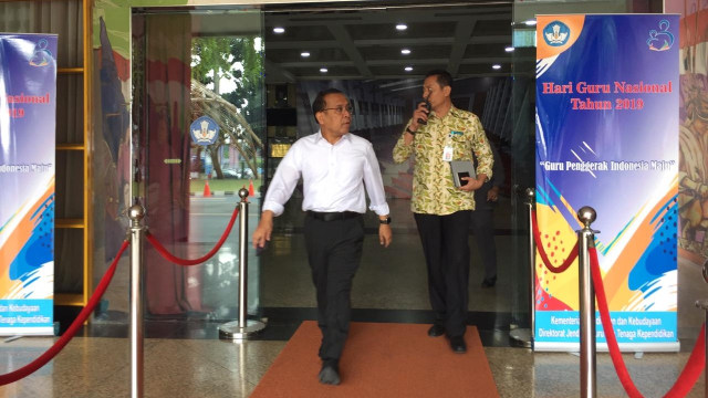 Mensesneg Pratikno usai bertemu Mendikbud