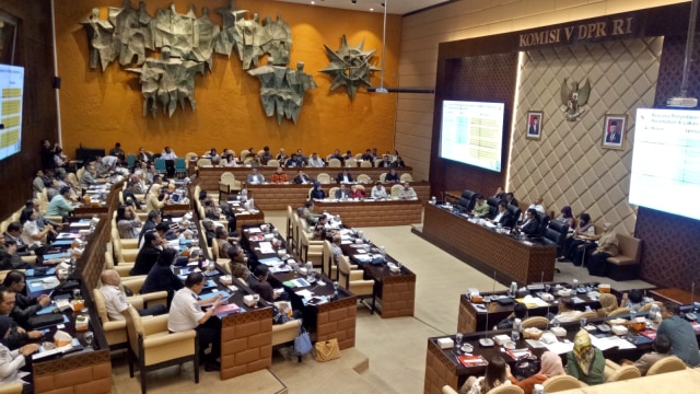 DPR dan Menteri PPN Gelar Rapat IKN, Bahas Anggaran Hingga Status Ibu Kota Baru (110251)