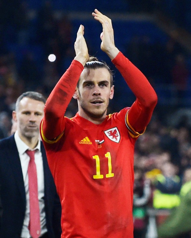 Gareth Bale merayakan kelolosan Wales ke putaran final Piala Eropa 2020. Foto: REBECCA NADEN/Reuters.