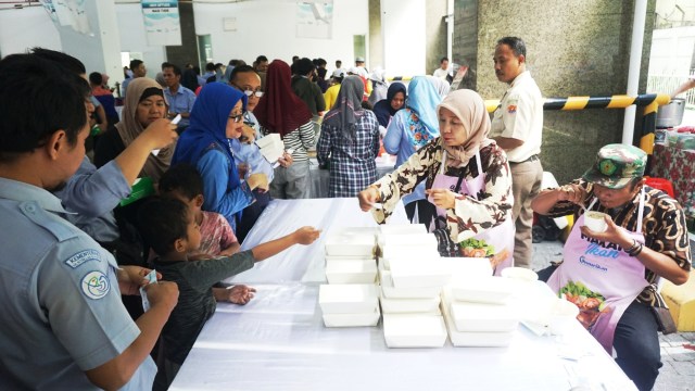 Gerakan Makan Ikan Bersama