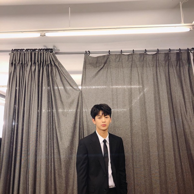 Yunhyeong iKON. Foto: Instagram/@sssong_yh