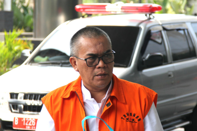 Bupati Muara Enim nonaktif, Ahmad Yani, menjalani pemeriksaan di Gedung KPK, Jakarta, Kamis (21/11/2019). Foto: Nugroho Sejati/kumparan