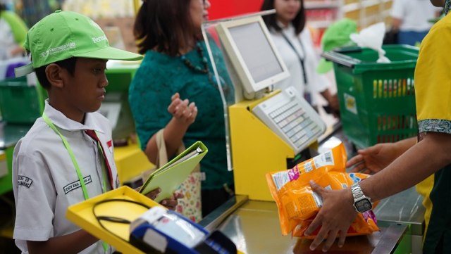 PermataBank Ajak Anak SD Melek Literasi Keuangan