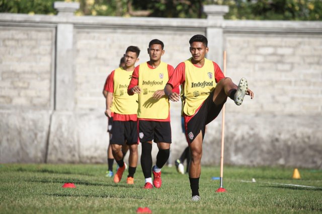 Kadek Agung pada sesi latihan bersama Bali United (kanalbali/ACH)
