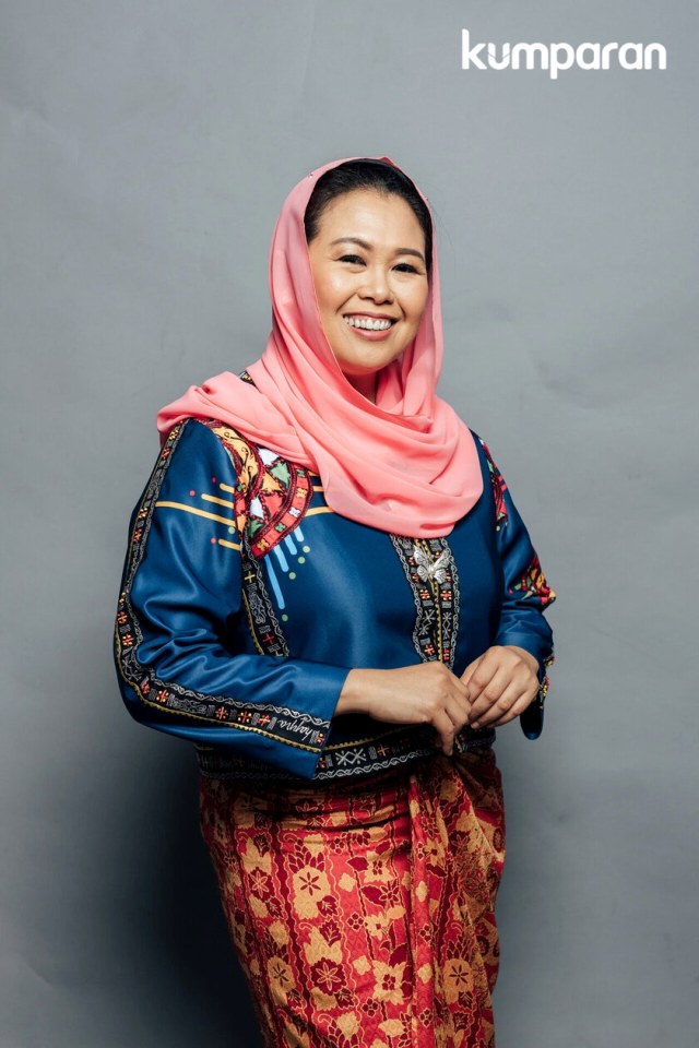 Yenny Wahid sebagai Role Model untuk program spesial Women on Top kumparanWOMAN. Stylist: Anantama Putra, Makeup: Linda Kusuma Dewi. Fotografi: SweetEscape.