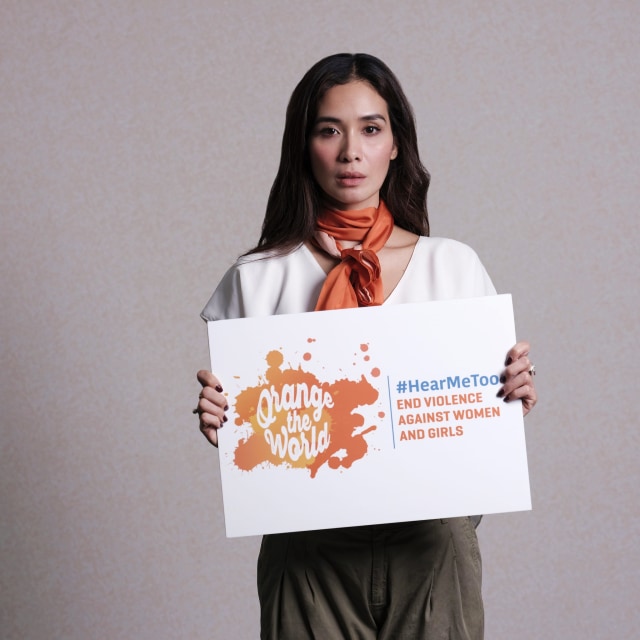 Marsha Timothy ikut mendukung peringatan Hari Internasional Penghapusan Kekerasan terhadap Perempuan pada tahun 2018 (Foto: UN Women)