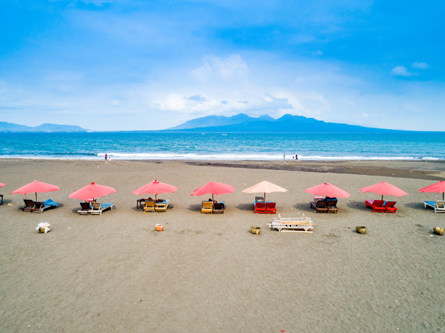 com-Pantai Boom Banyuwangi Foto: Shutterstock