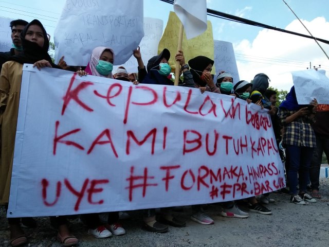 Mahasiswa Kepulauan Demo, Tuntut Transportasi Laut yang Layak