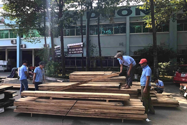 Suasana pabrik Furnitur milik Minh Duong Furniture di Ho Chi Min City, Vietnam, Senin (25/11). Foto: Abdul Latif/kumparan