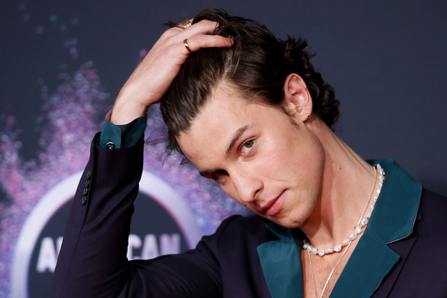 Shawn Mendes di acara American Music Awards 2019, Los Angeles, California, AS. Foto: REUTERS/Danny Moloshok