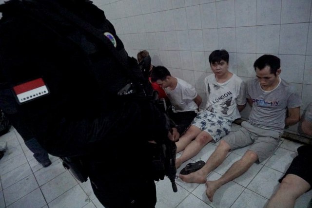 WN China pelaku penipuan di Komplek Mega Kebon Jeruk, Jakarta Barat. Foto: Helmi Afandi Abdullah/kumparan