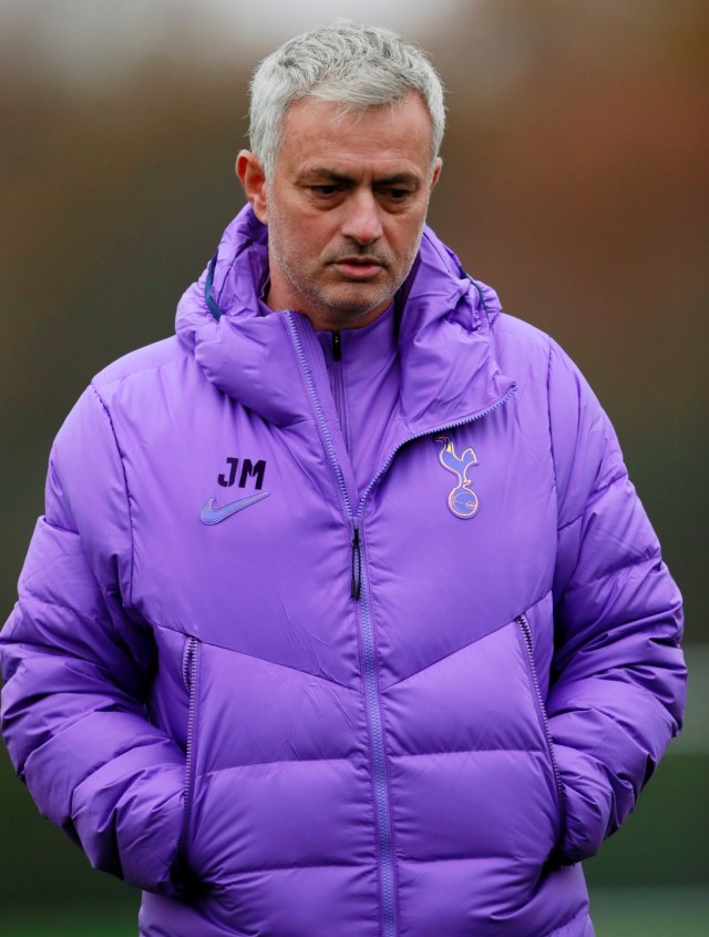 Jose Mourinho jelang debut Liga Champions sebagai pelatih Tottenham. Foto: Reuters/Andrew Couldridge