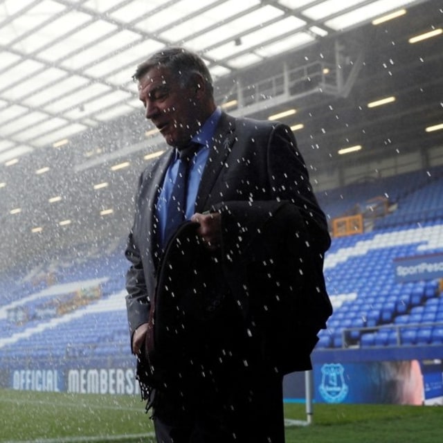 Mantan manajer Everton, Sam Allardyce. Foto: Reuters/Lee Smith