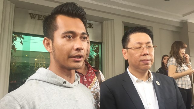 Eza Gionino mediasi di Permata Hijau