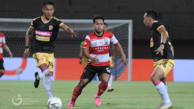 Badak Lampung vs Madura United