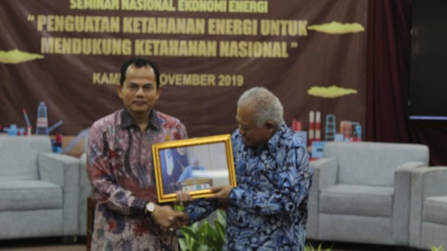 UPN “Veteran” Yogyakarta Bahas Penguatan Ketahanan Energi di Indonesia (303856)