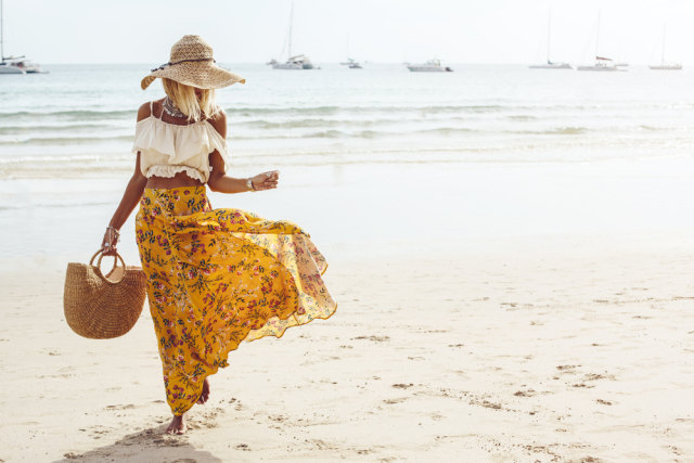 com-AirAsia, outfit pantai