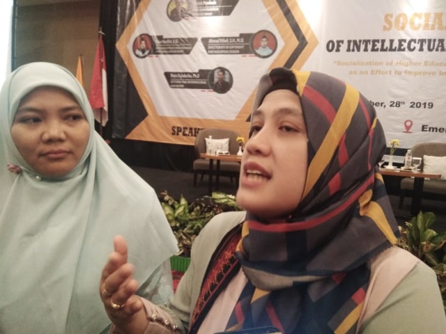 Ditjen KI Kemenkumham RI, Dian Nurfitri saat diwawancarai Lampung Geh, Kamis (28/11) | Foto: Obbie Fernando/Lampung Geh