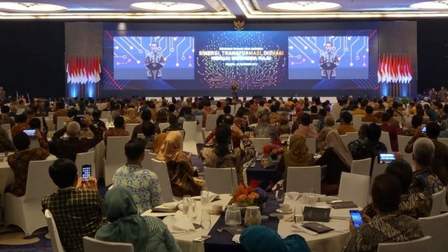 Presiden Jokowi memberikan sambutan di acara Pertemuan Tahunan Bank Indonesia di Hotel Raffles, Jakarta, Kamis (28/11/2019). Foto: Fahrian Saleh/kumparan