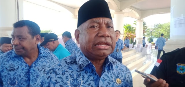Gubernur Papua Barat Dominggus Mandacan Foto: Balleo News