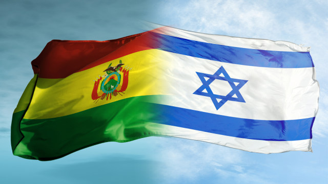 Bendera Bolivia dan Israel. Foto: Shutter Stock